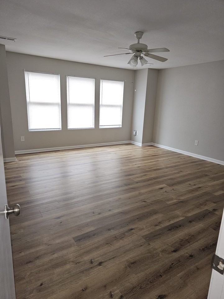 130 Blackwell Ct #1 - Photo 5 of 19