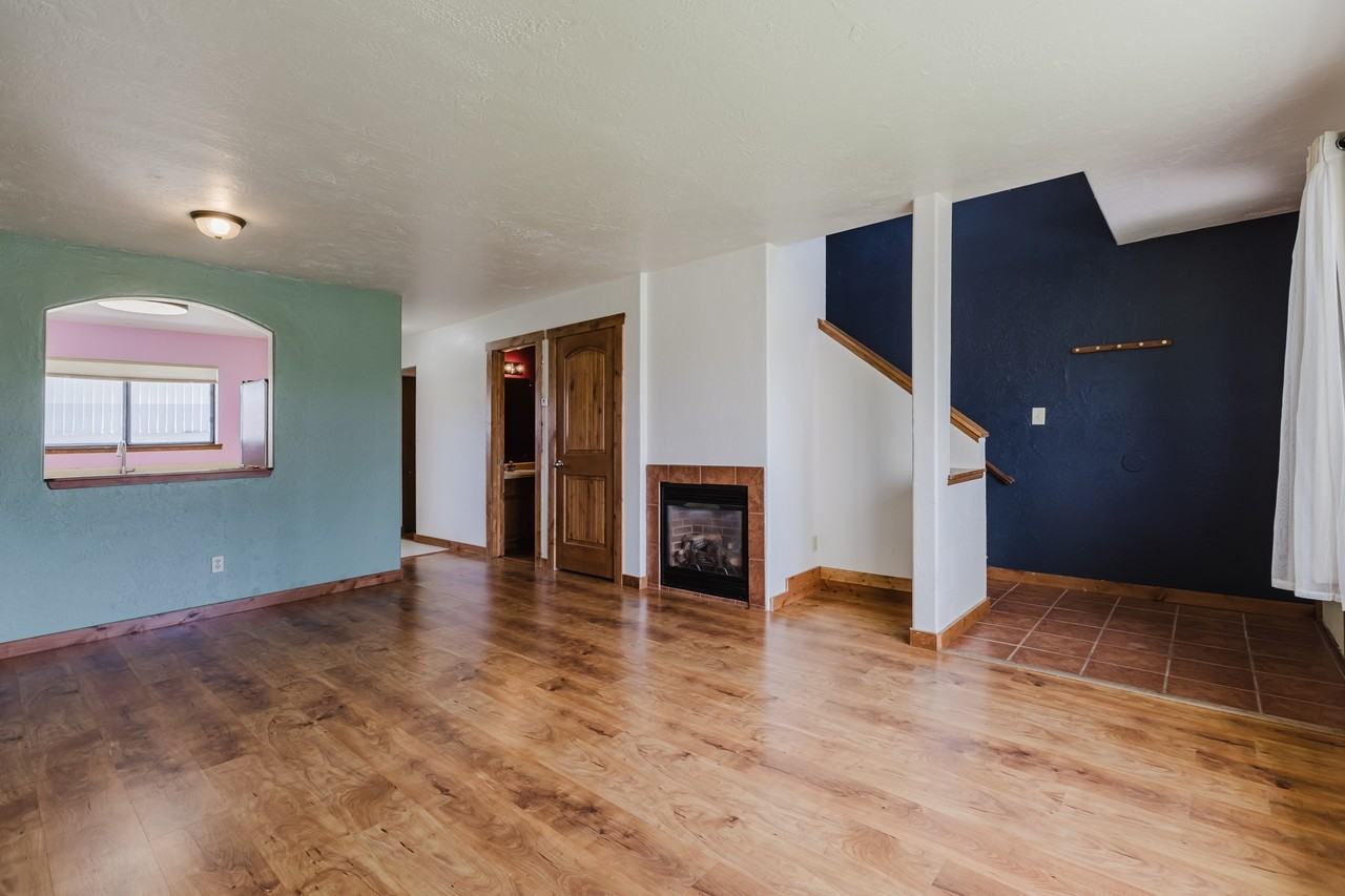 284 Talisman Dr #18 - Photo 5 of 33