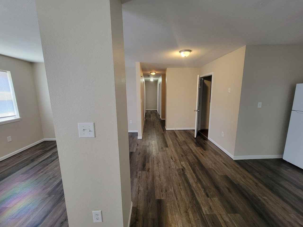 316 E Davis St - Photo 7 of 26