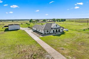 featured image of 251 Willow Moon Ranch Rd #1