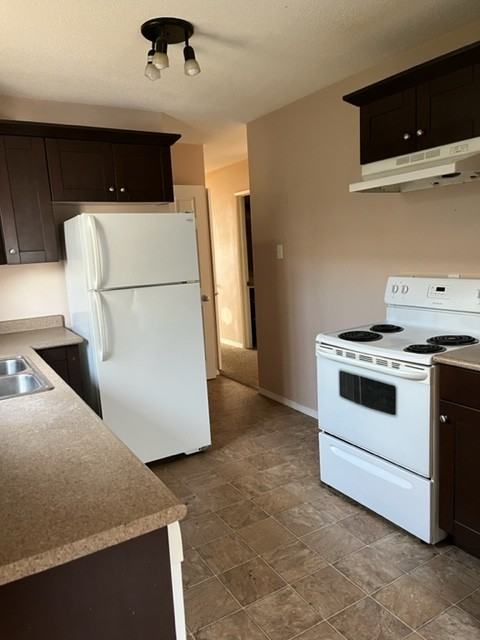 1740 Alexandra Ave #1 - Photo 2 of 10