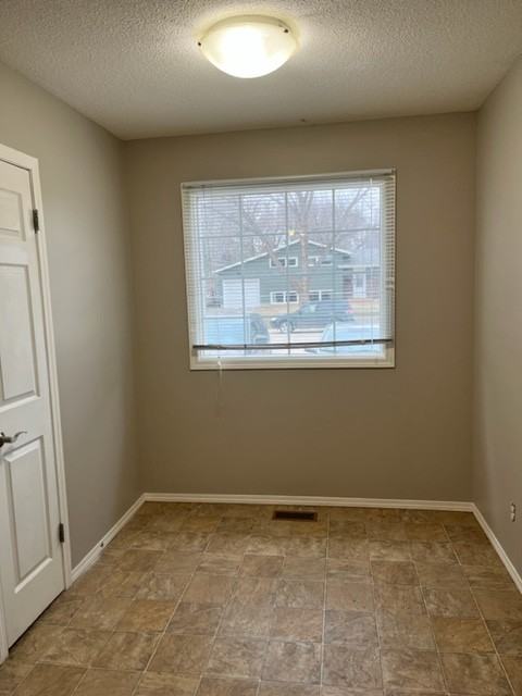 1740 Alexandra Ave #1 - Photo 4 of 10