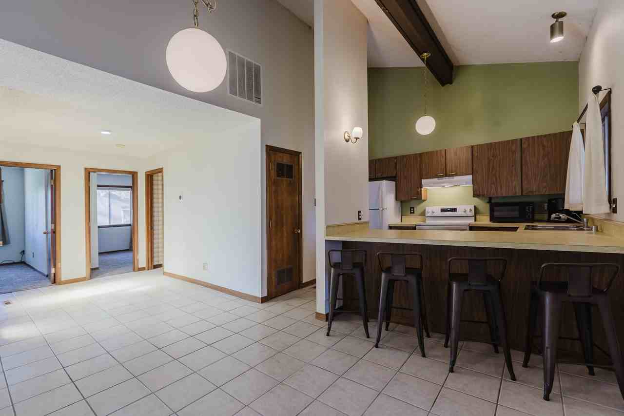 217 Pinon Cswy #1 - Photo 7 of 19
