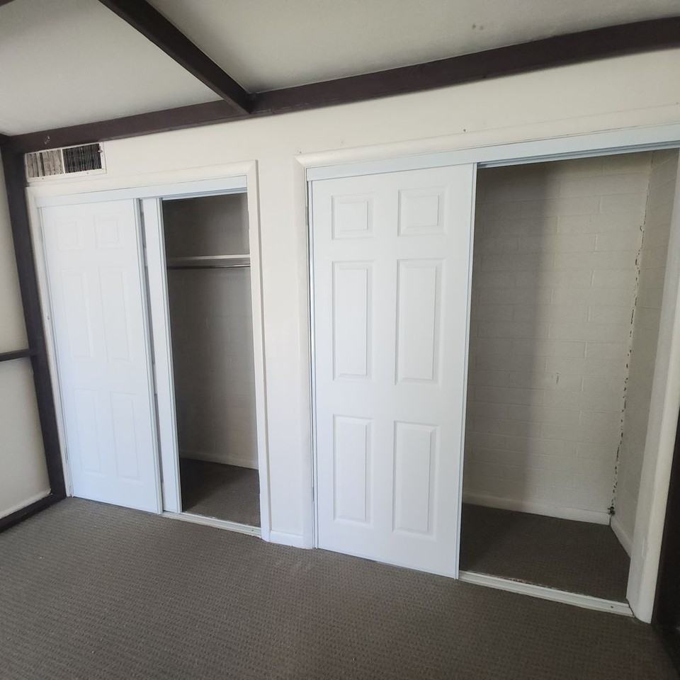 Hackwell Apartments - Photo 6 of 14