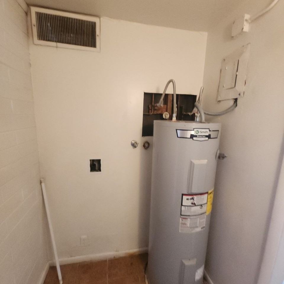 Hackwell Apartments - Photo 7 of 14