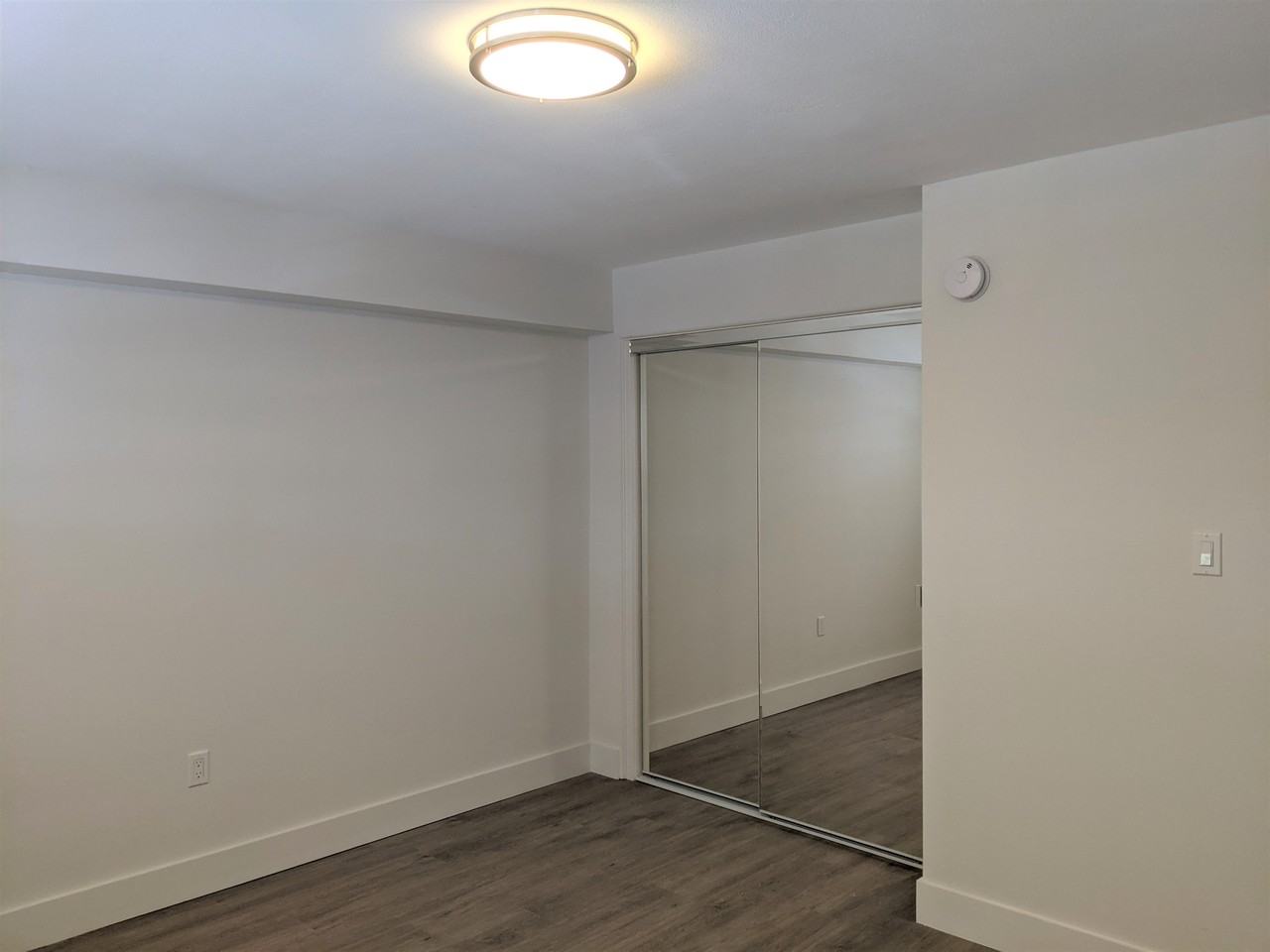 2155 Wood St #1 - Photo 7 of 15