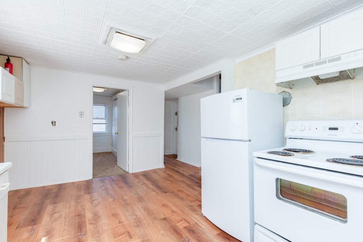 2 Williams Ct #2 - Photo 4 of 10