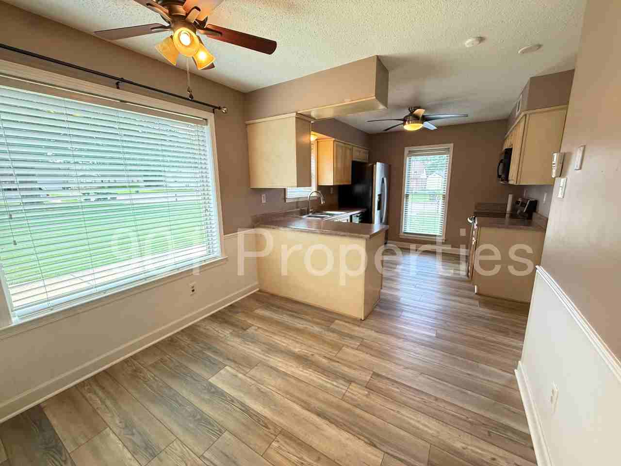 3016 Ingleside Dr #1 - Photo 7 of 25