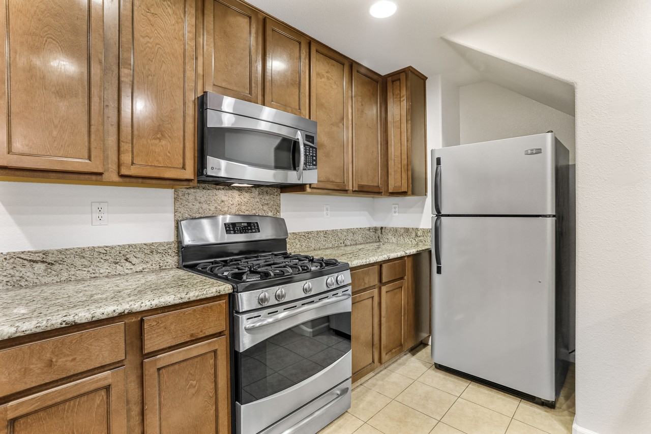 2189 Beech Cir #1 - Photo 7 of 50