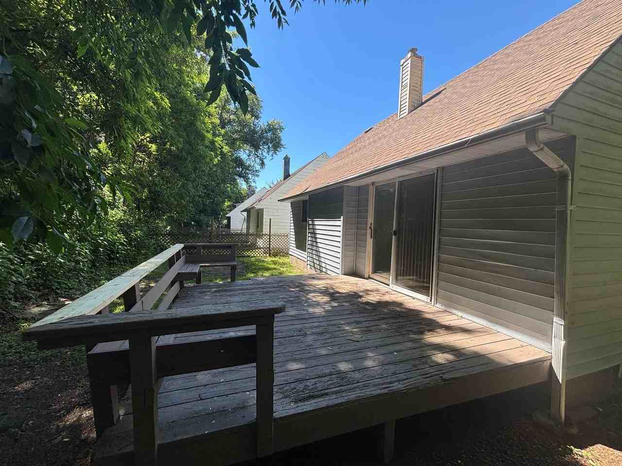 717 Jefferson Rd - Photo 5 of 22