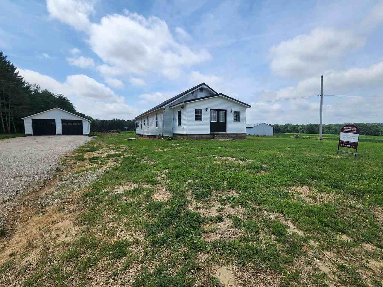 4743 4743 W. 1100 S - Photo 3 of 25