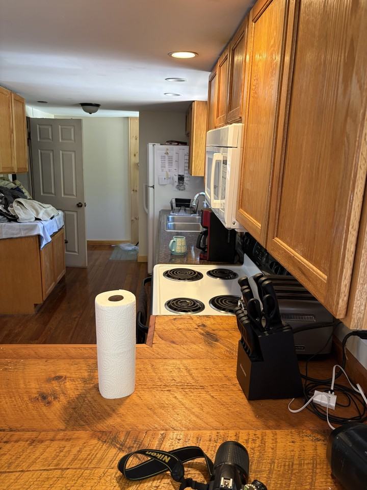 115 Main St #D - Photo 6 of 14