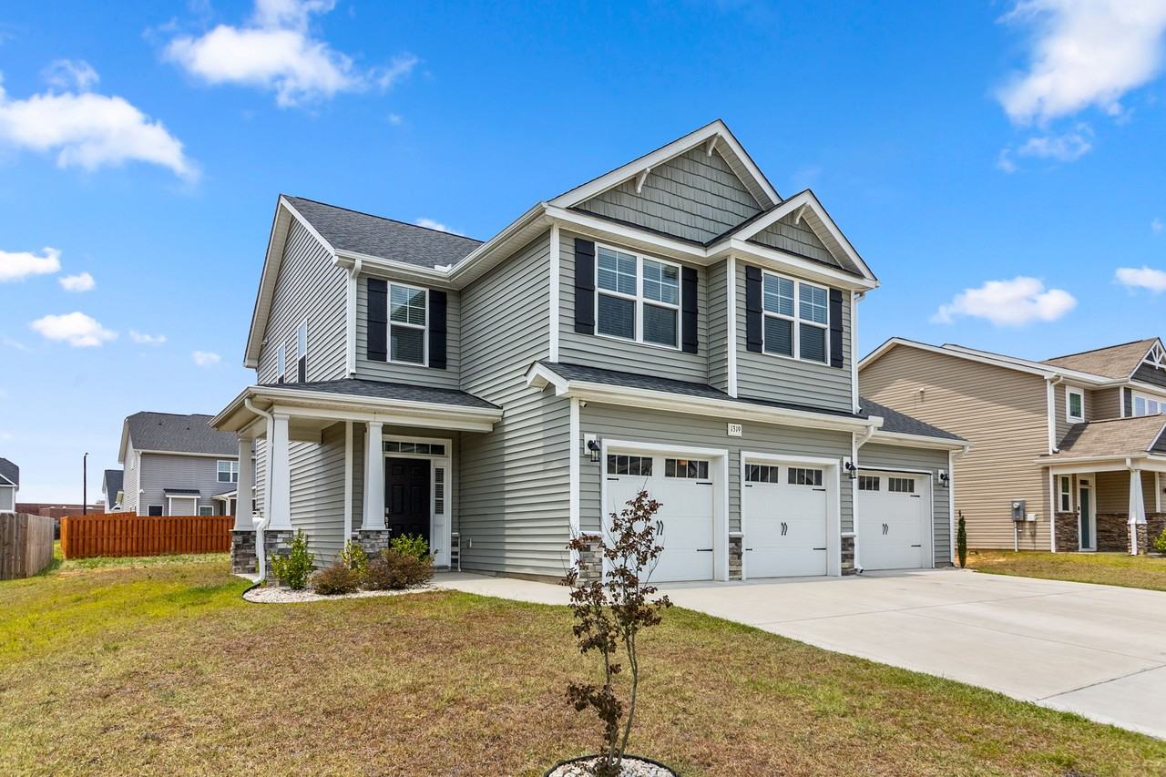 1319 Water Leaf Dr #HS - Photo 2 of 10