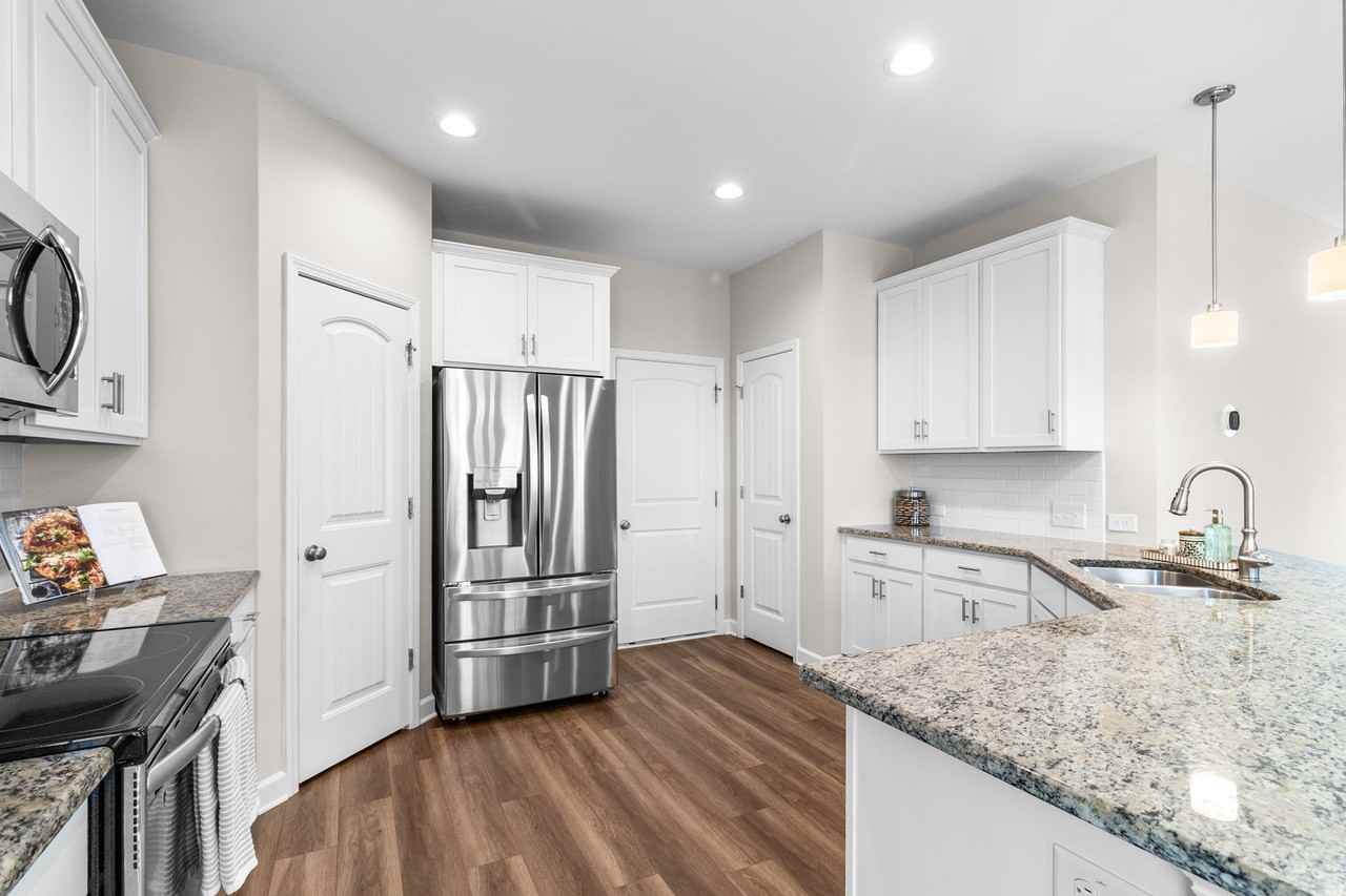 1319 Water Leaf Dr #HS - Photo 7 of 10