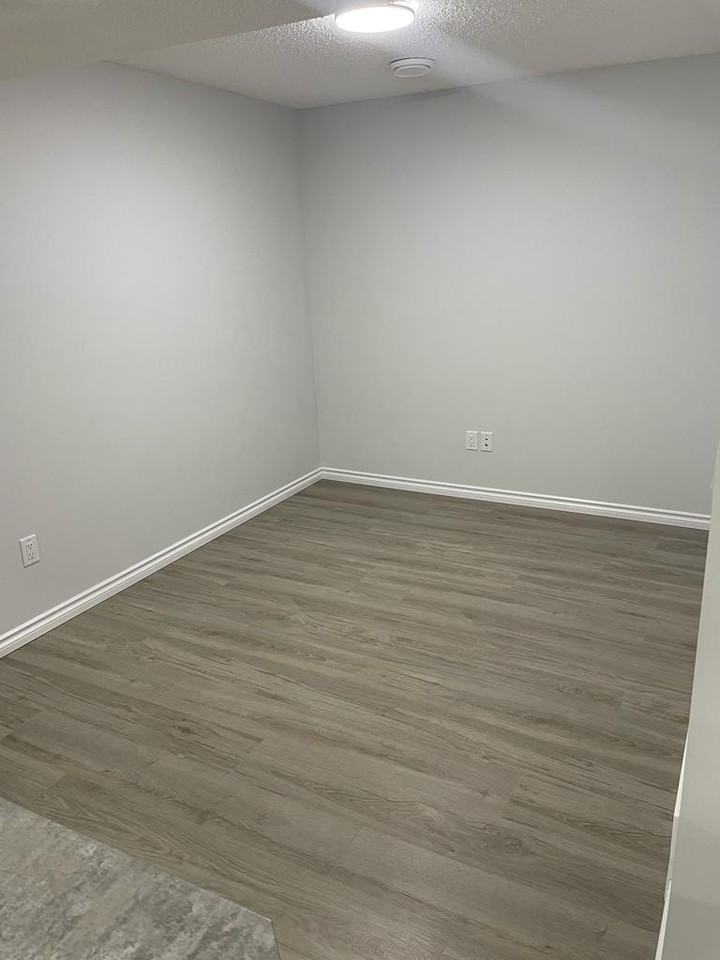 3124 169 St Sw #2 - Photo 6 of 7