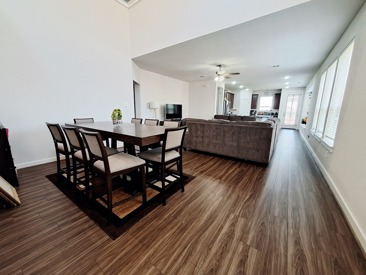 8000 Prairie Rye Dr #1 - Photo 7 of 44