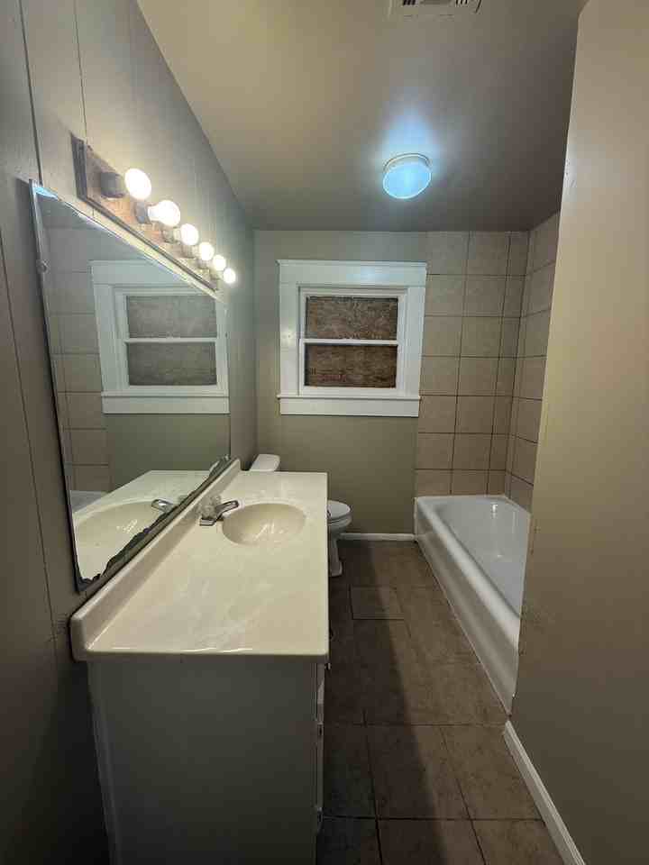 4736 Court S #1 - Photo 6 of 9