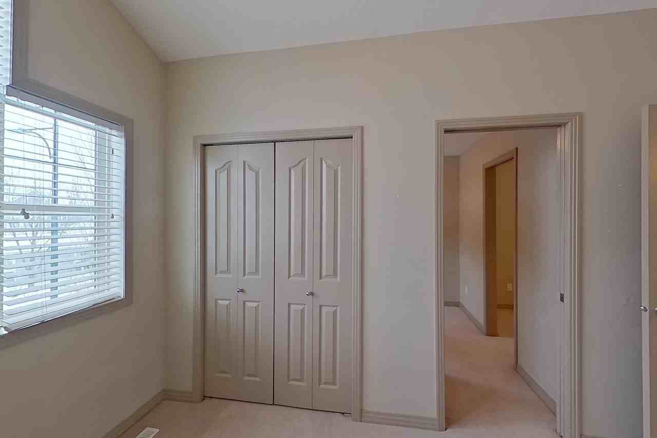 1920 126 St Sw #1 - Photo 5 of 11