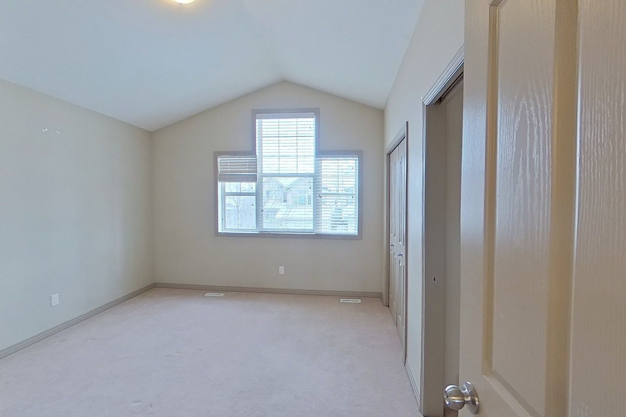 1920 126 St Sw #1 - Photo 6 of 11