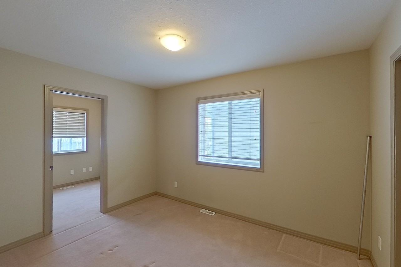 1920 126 St Sw #1 - Photo 7 of 11