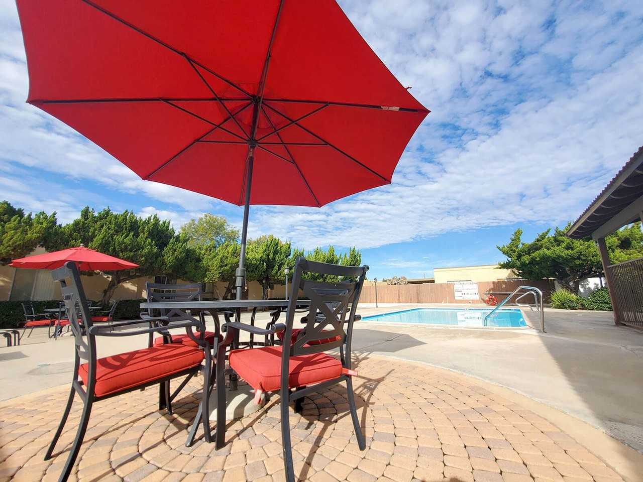 Portofino Apartments - Photo 6 of 39