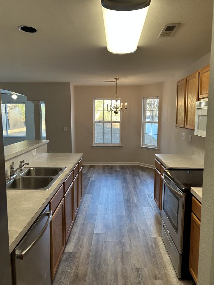 2445 Whetstone Ln #1 - Photo 5 of 21