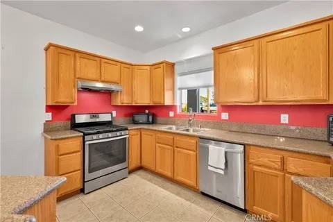 72440 Sun Valley Dr #1 - Photo 2 of 16