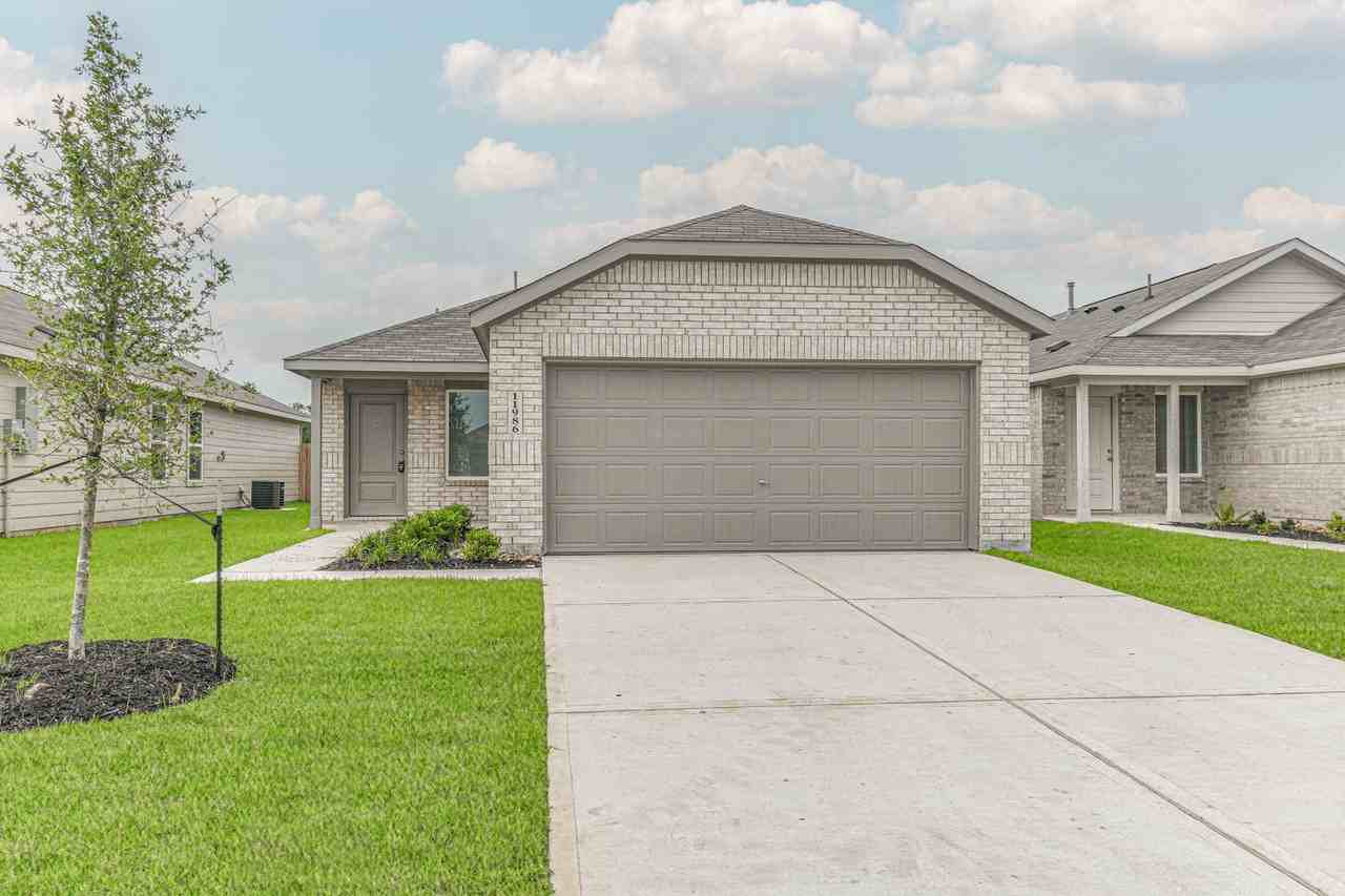 11986 11986 Noble Wood Village Drive - Photo 2 of 22