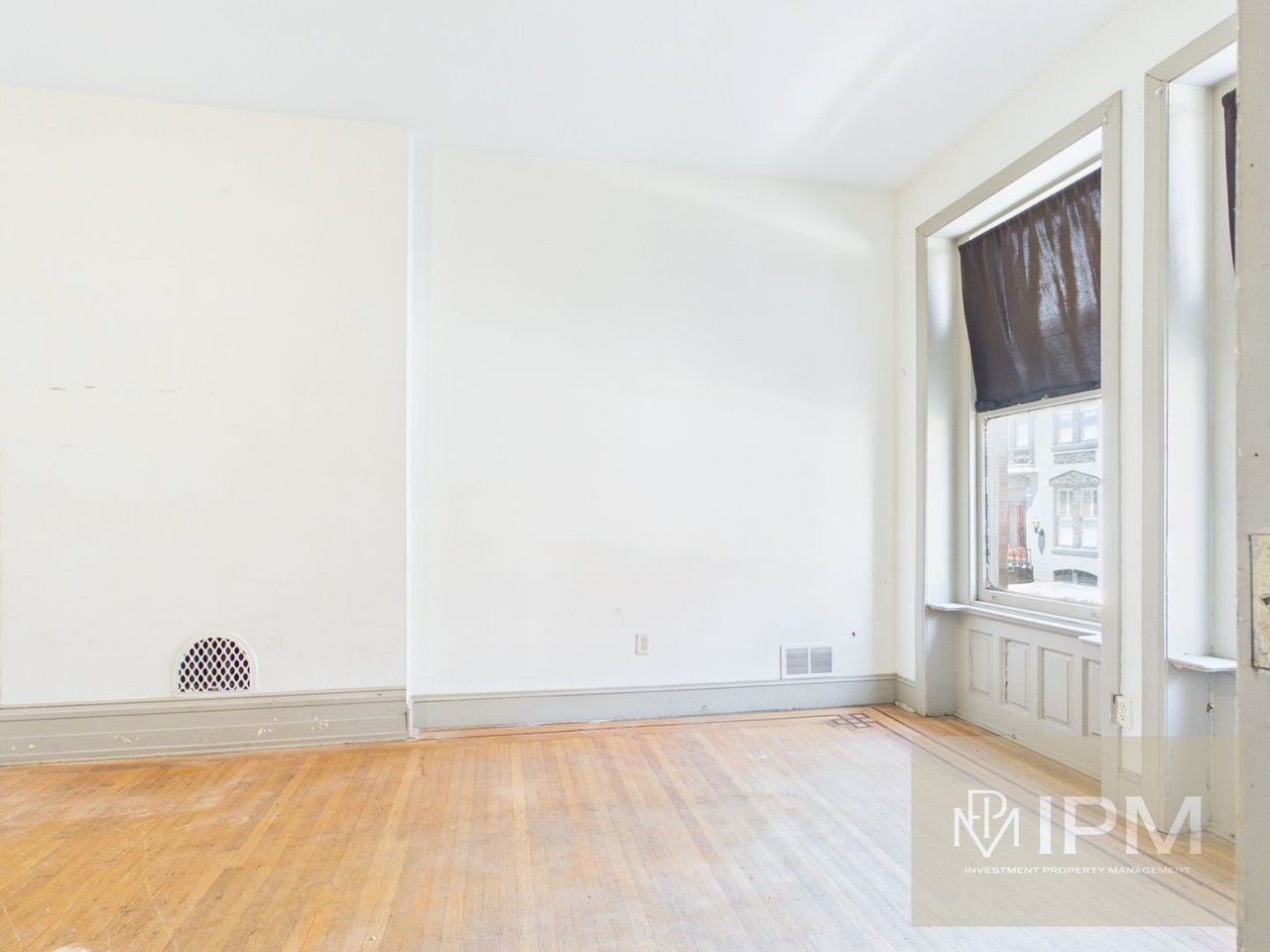 142 E Philadelphia St - Photo 2 of 21