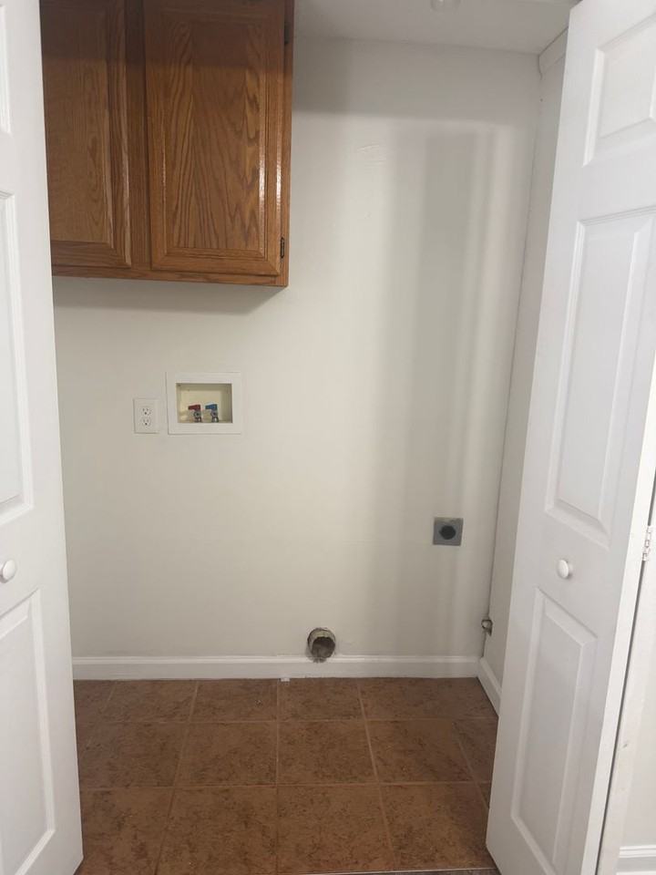 8781 Damron Pl - Photo 6 of 6