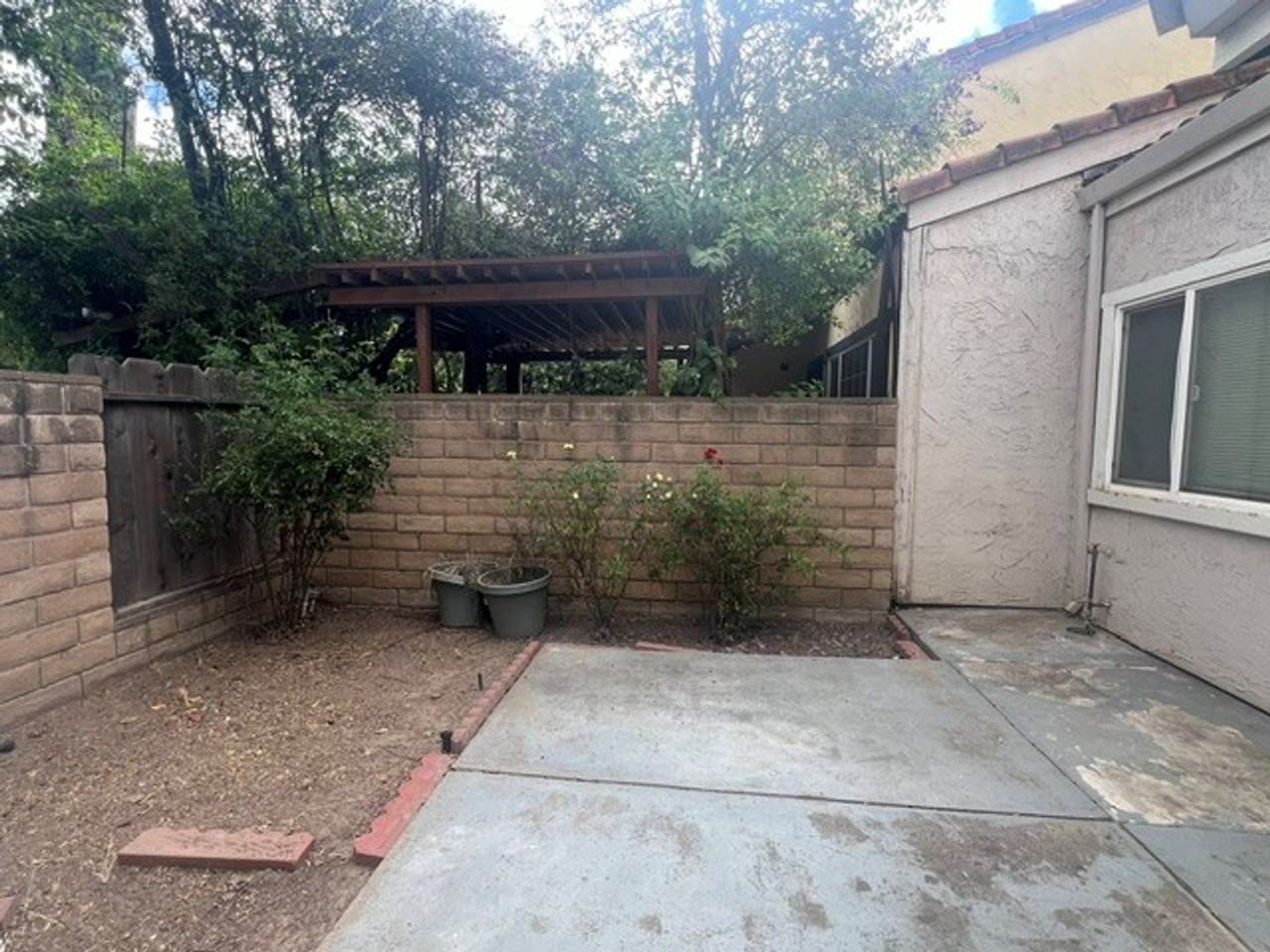 2220 Jason Way - Photo 4 of 18
