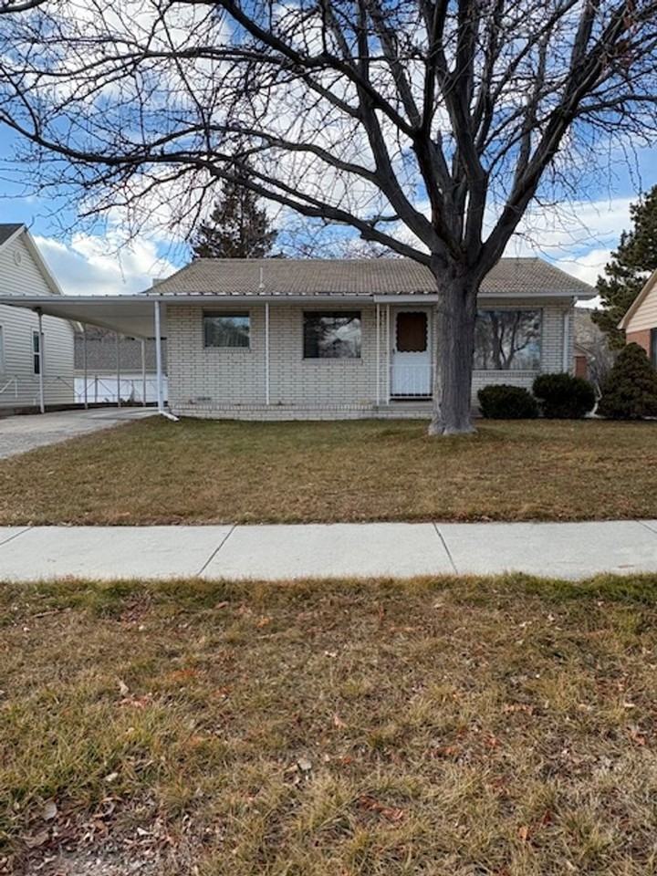 715 N 300 E - Photo 2 of 16