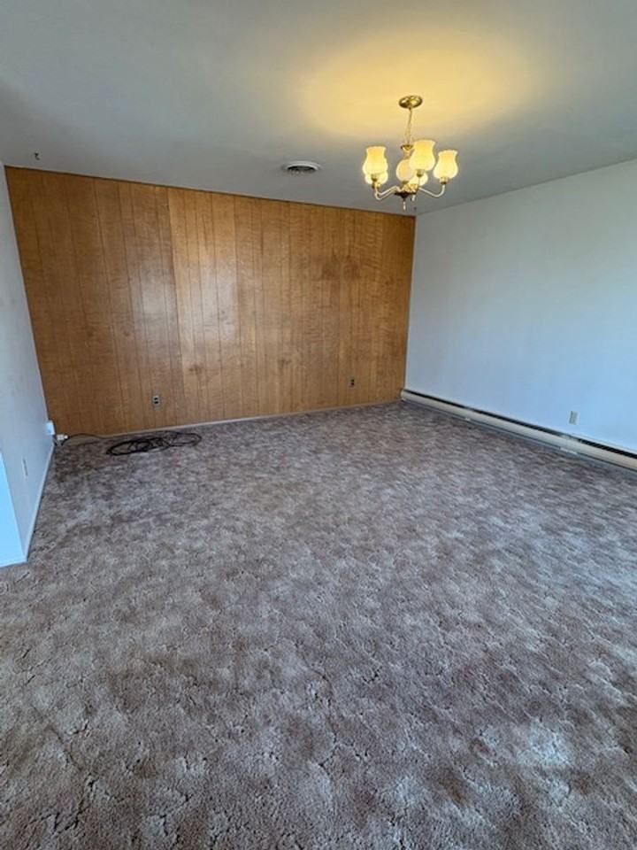 715 N 300 E - Photo 7 of 16