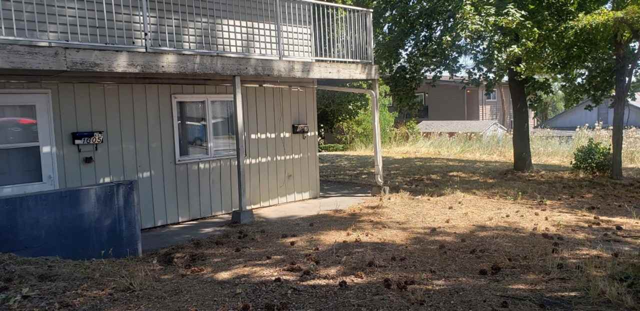 1305 2nd St - Photo 2 of 11