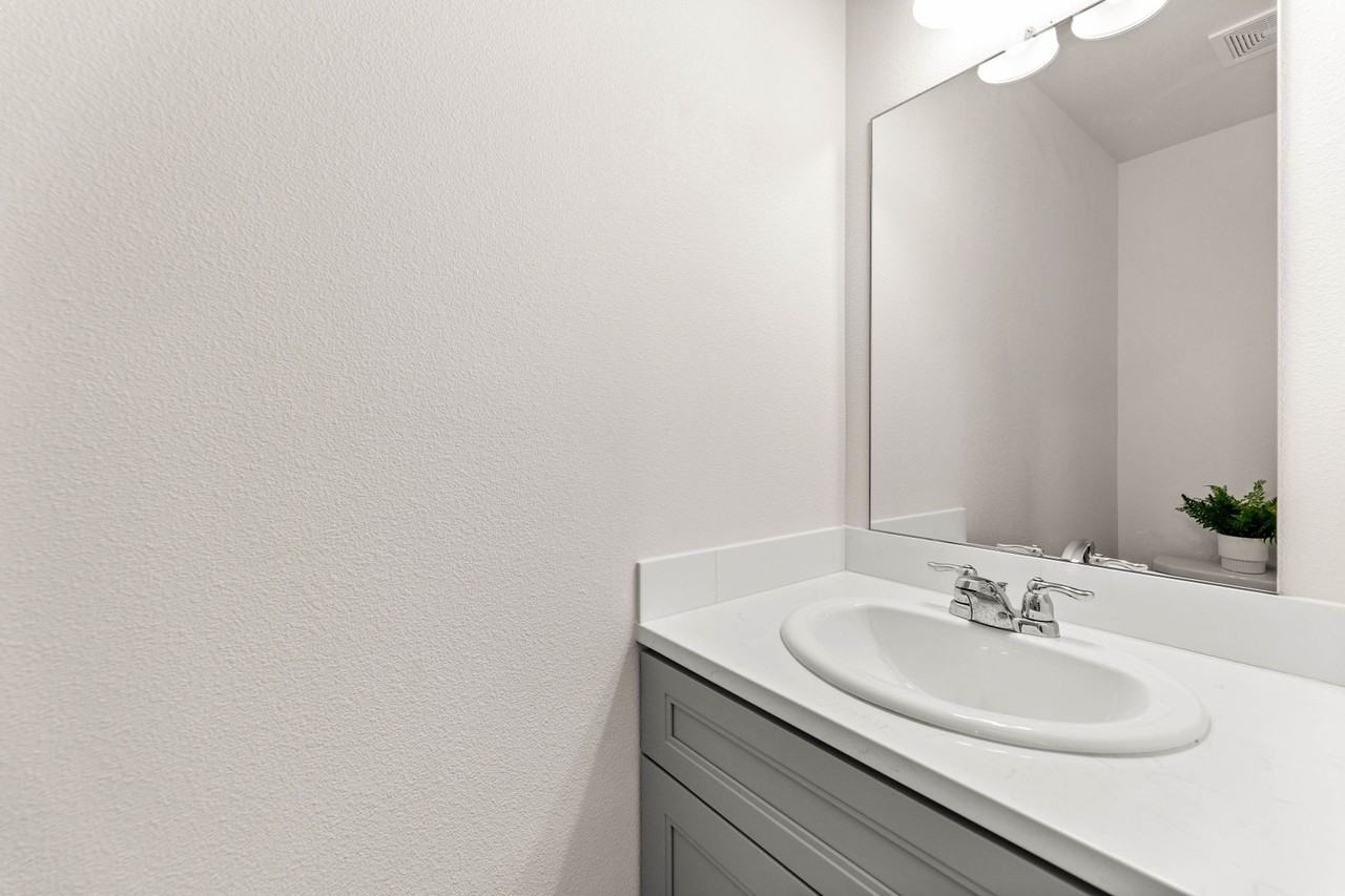 2904 Ne 137th Way - Photo 5 of 31
