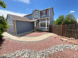 featured image of 2579 Weyburn Way
