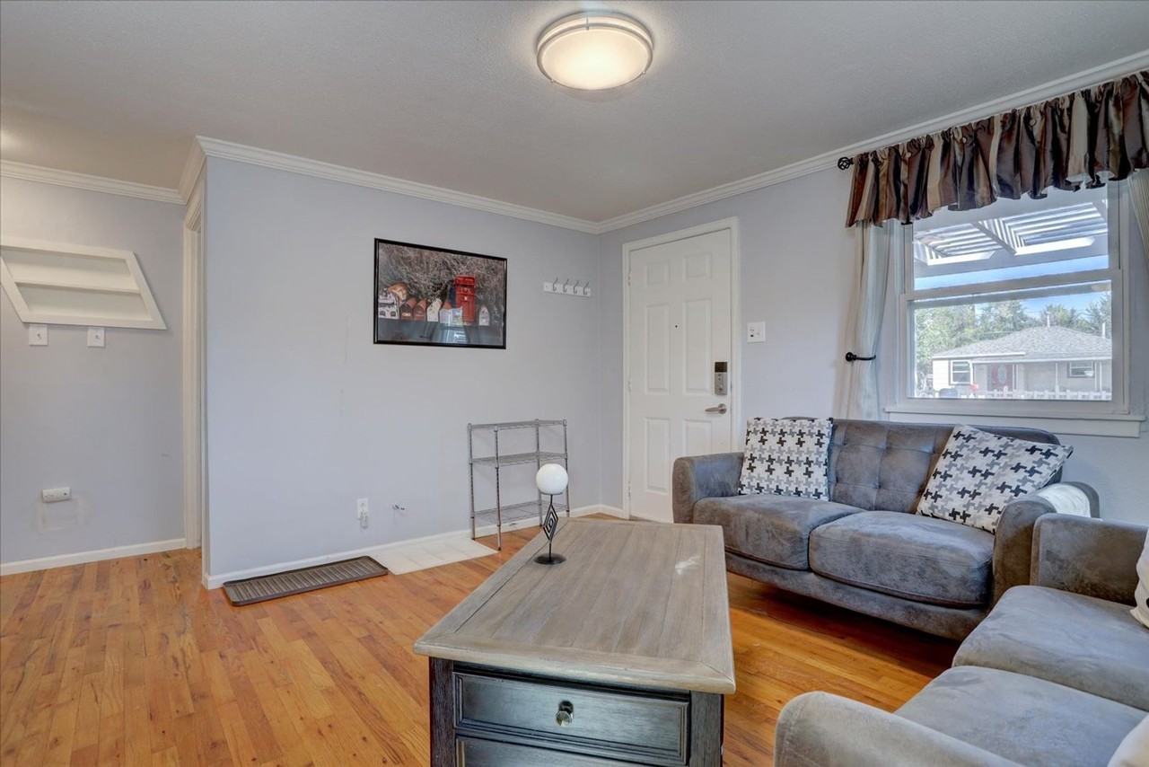 6940 W 55th Pl - Photo 4 of 34