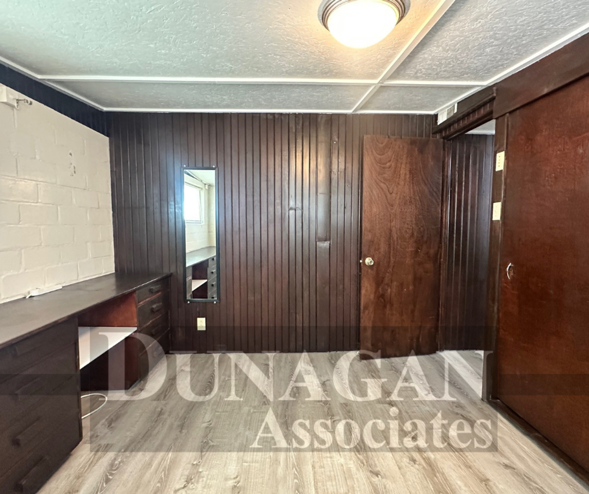 505 N Halagueno St #B - Photo 4 of 8