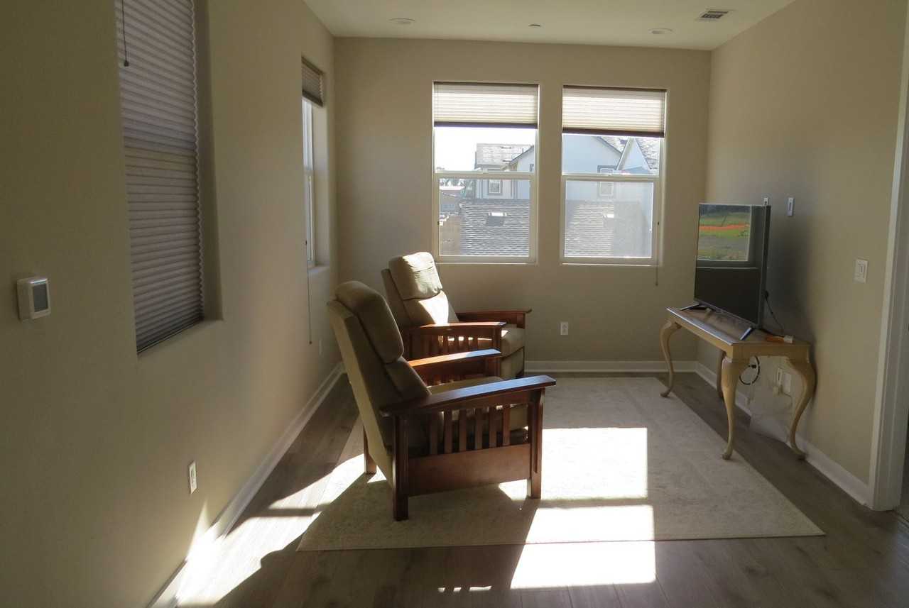 1886 San Luis Ranch Rd - Photo 4 of 7