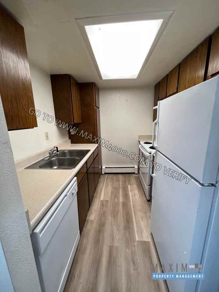 1140 Walnut Ave #14 - Photo 5 of 14