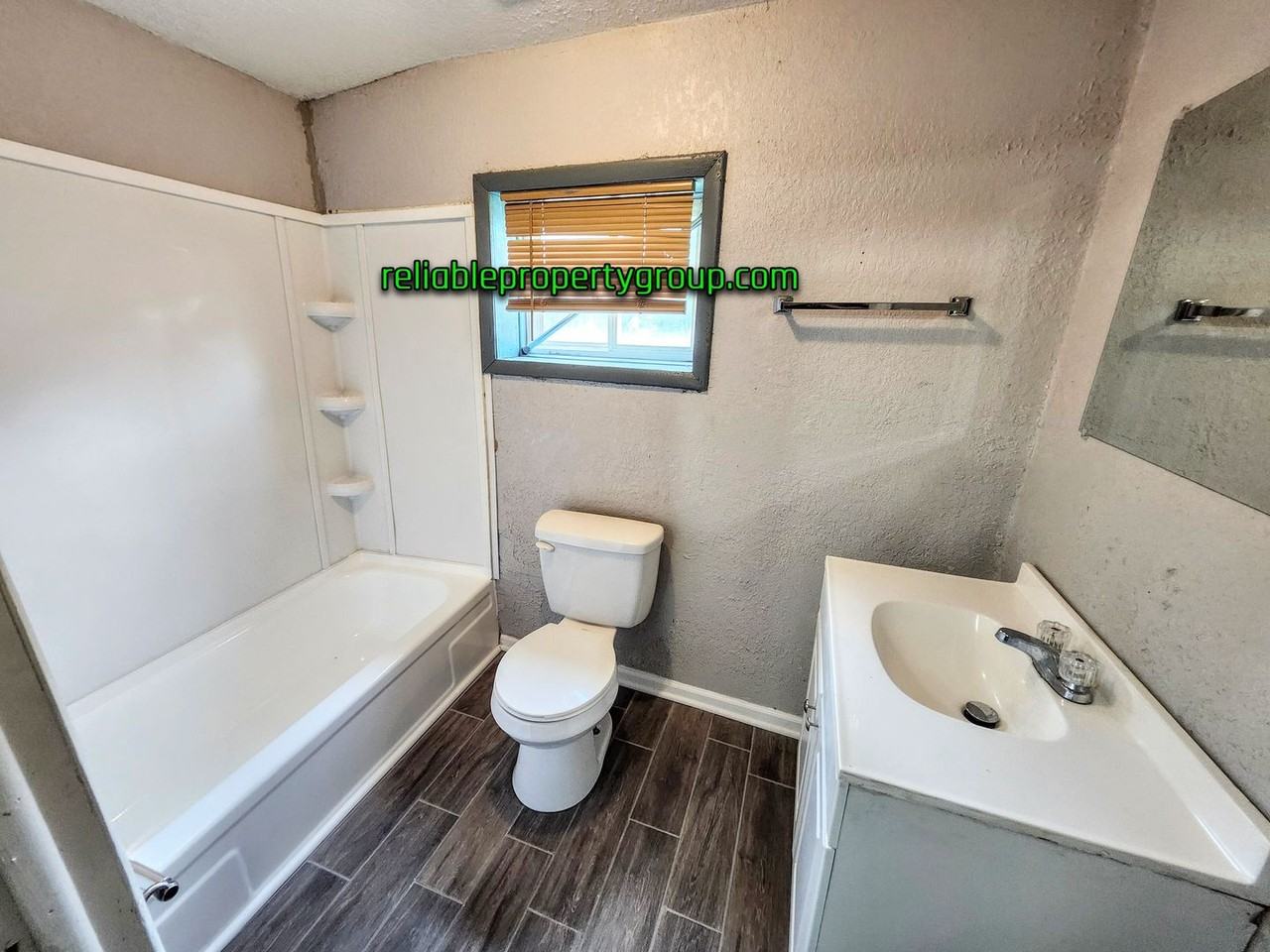 1745 E Market St - 638 Grayston - Photo 7 of 25