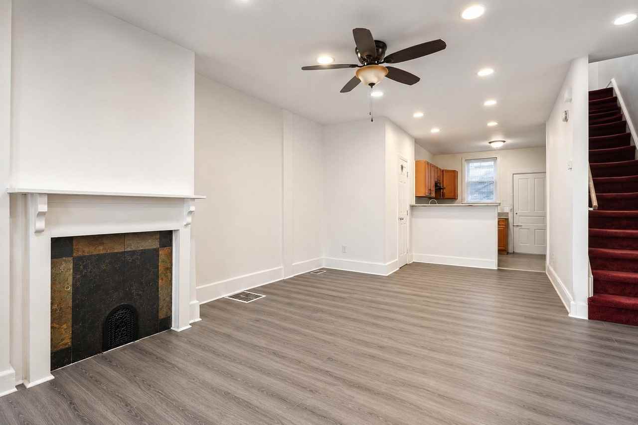 45 N Lindenwood St - Photo 5 of 32