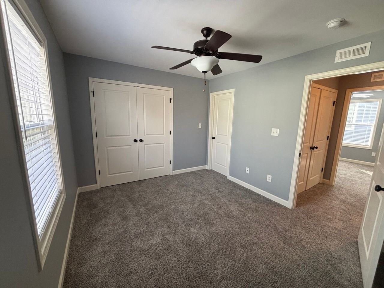 221 Wardlaw St - Photo 2 of 12