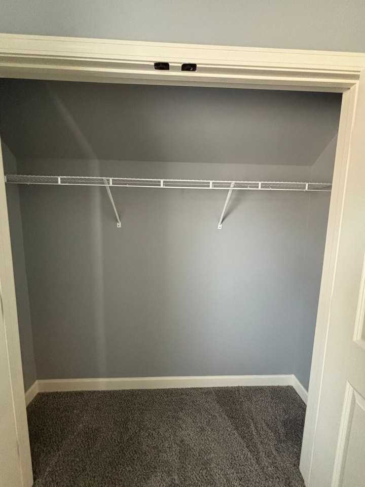 221 Wardlaw St - Photo 3 of 12
