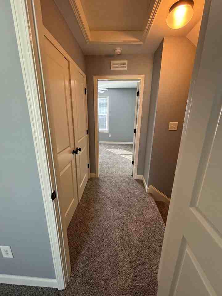 221 Wardlaw St - Photo 6 of 12