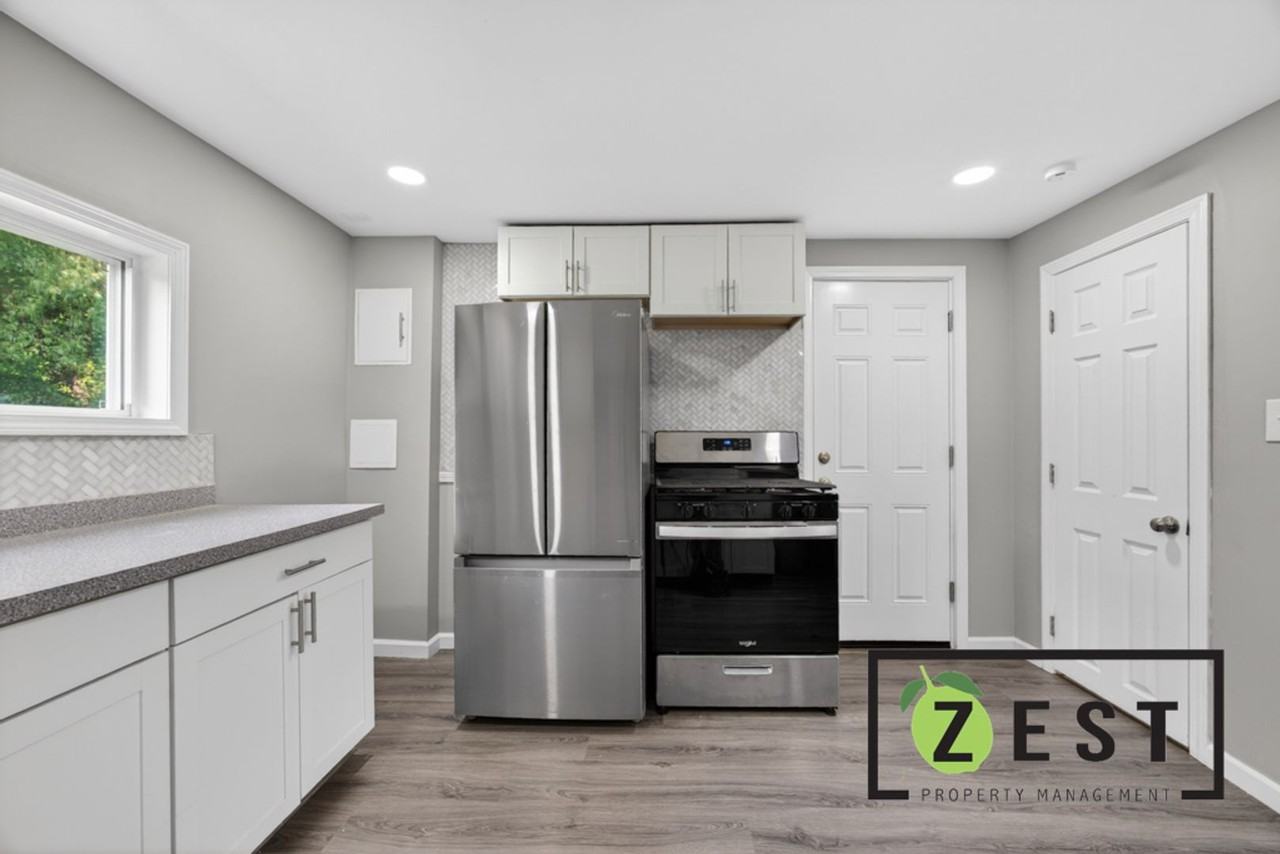11726 Deering St - Photo 4 of 26
