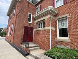 featured image of 200 E Market St
