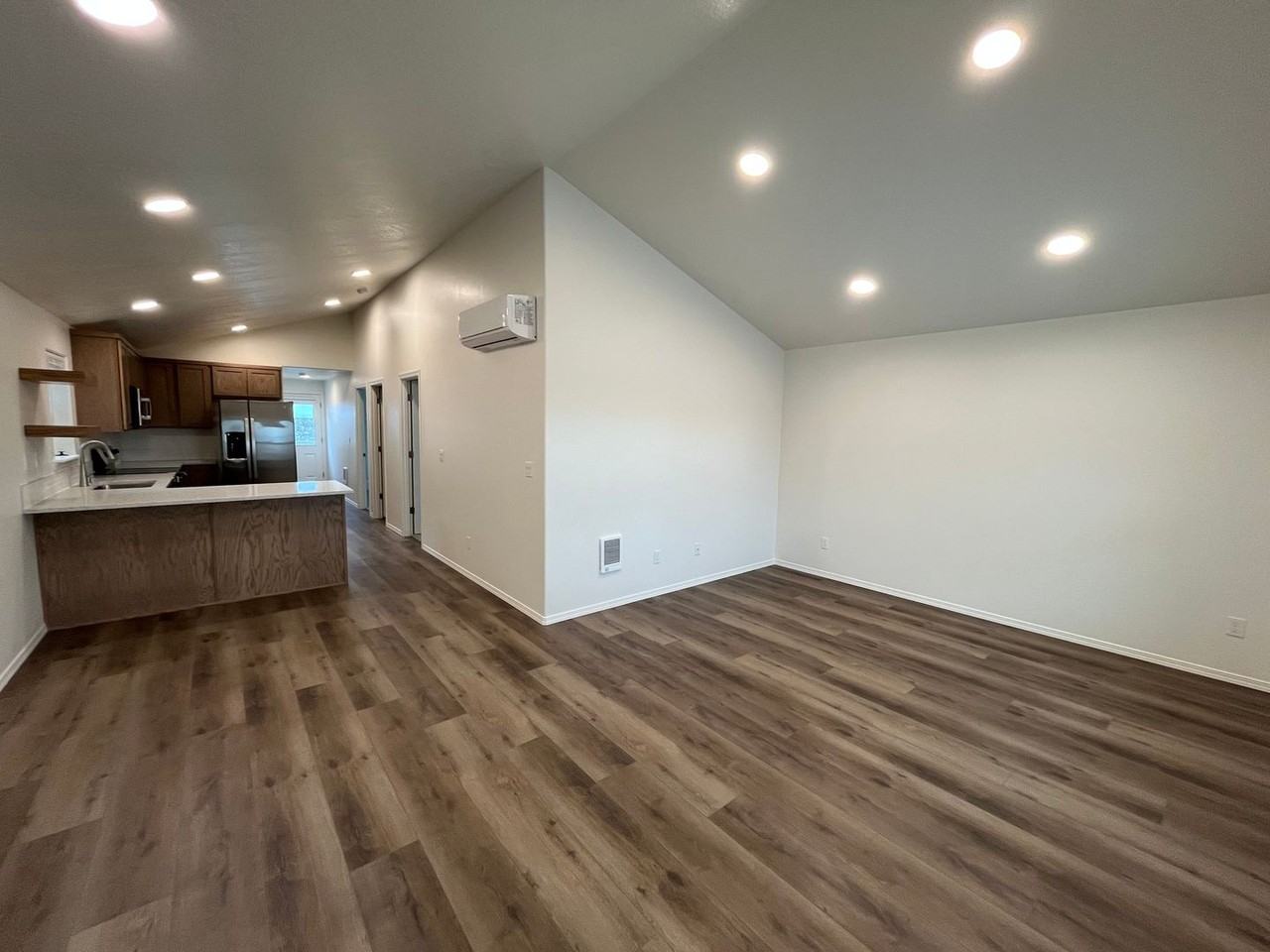 3662 S Penn Pl - Photo 2 of 4