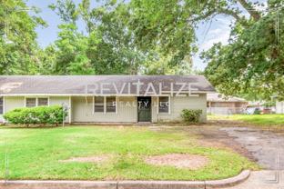 1815 Ogburn Avenue (Duplex) - Photo 1 of 1