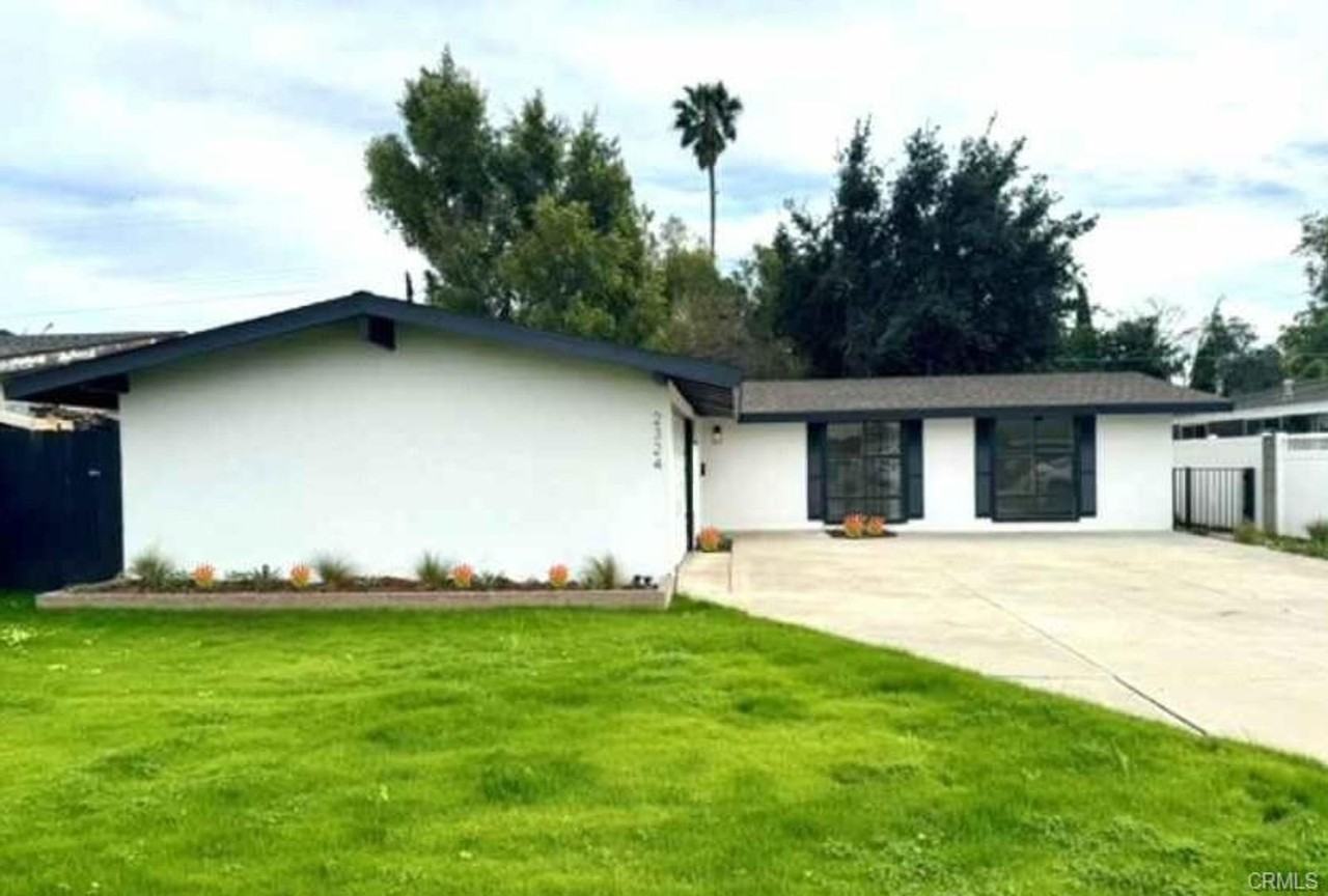 2324 W Palm Ave - Photo 2 of 16
